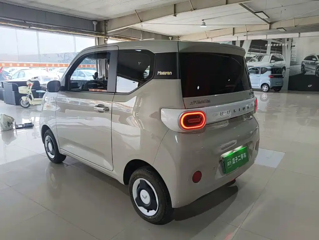 Wuling MINIEV — миниатюра 5