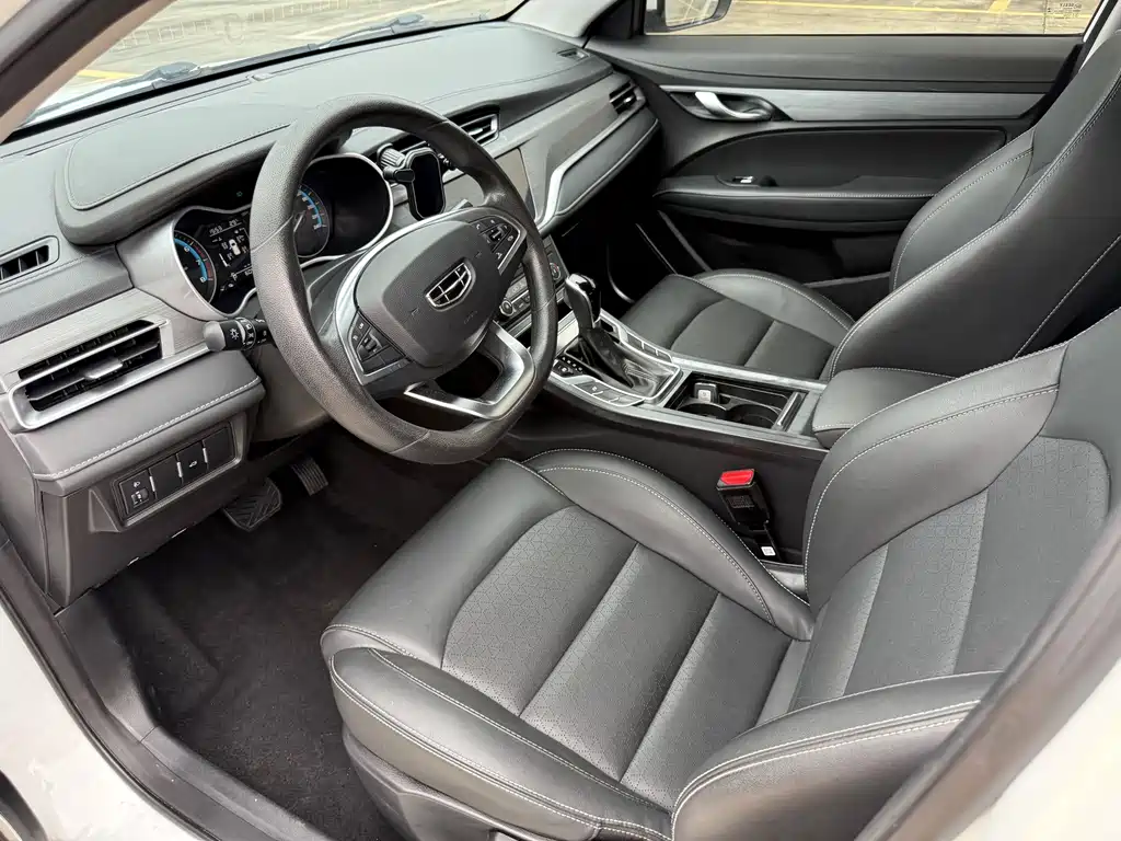 Geely Emgrand — миниатюра 7