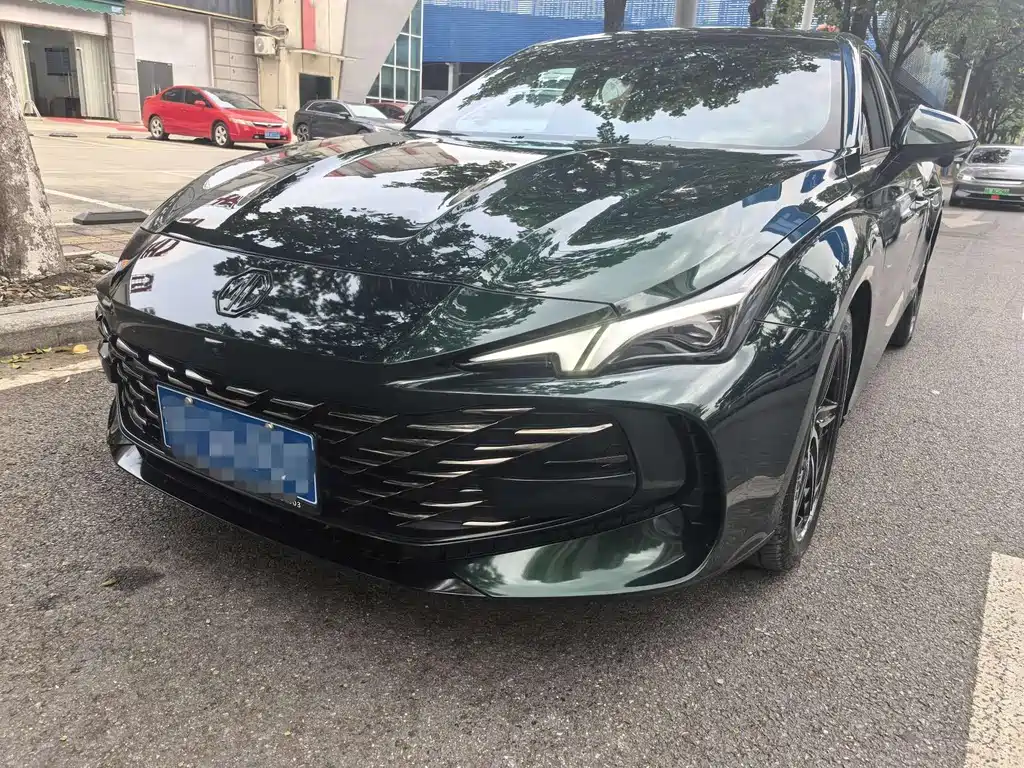 MG MG7