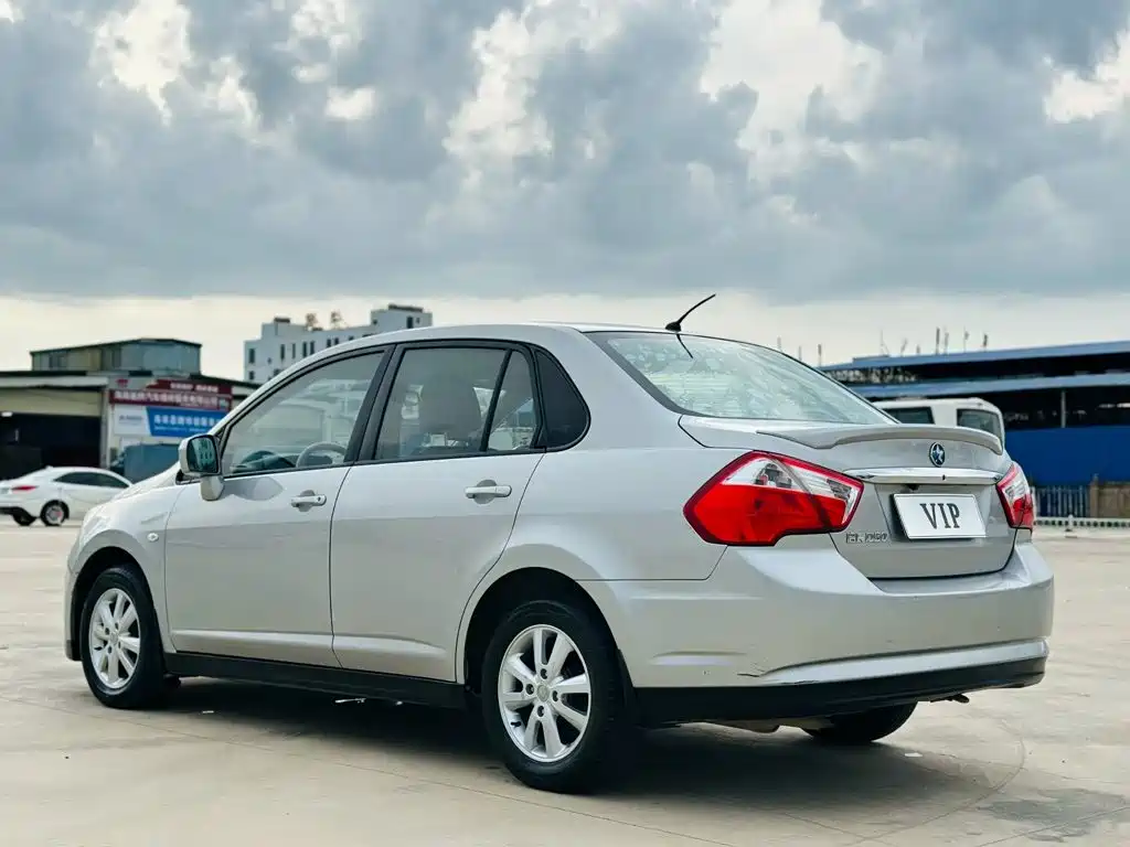 Venucia D50 — миниатюра 9