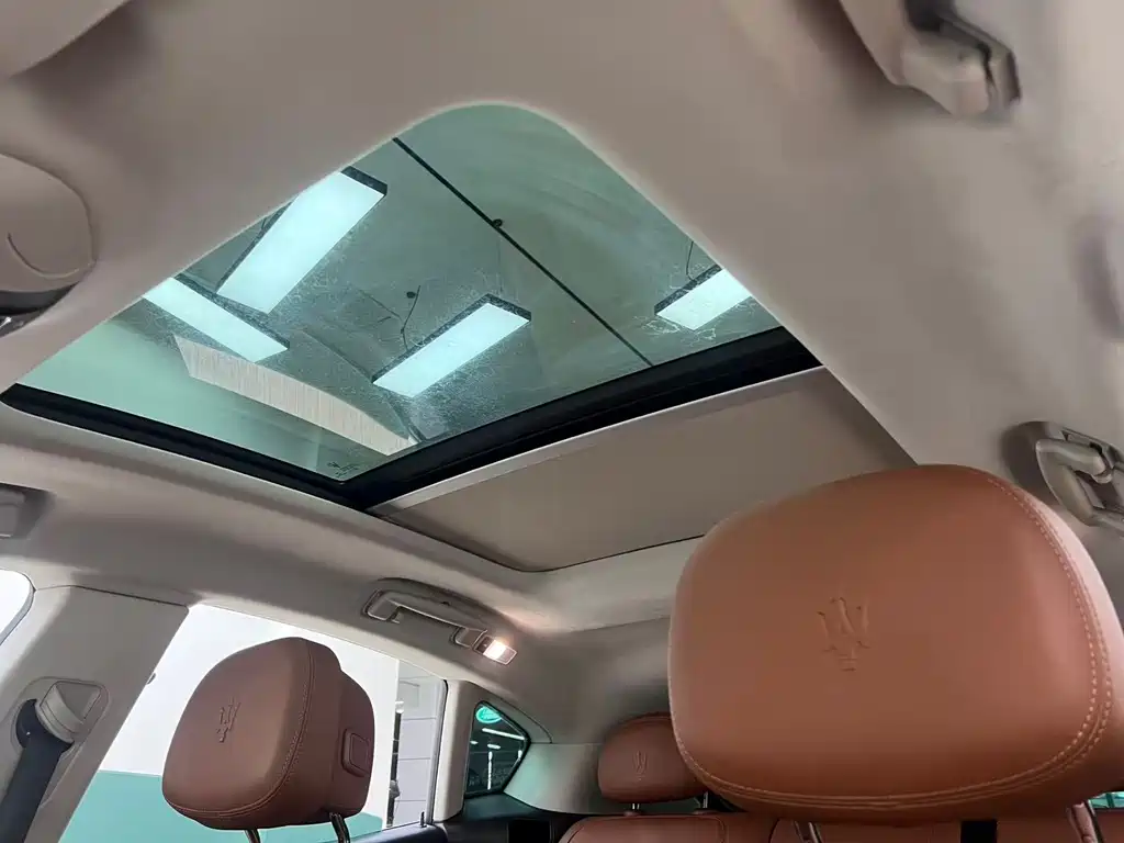 Maserati Levante — миниатюра 16