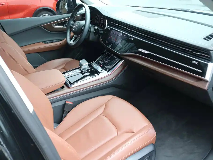Audi Q7 — миниатюра 16
