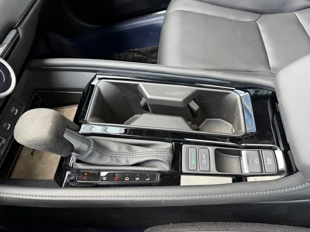 Honda Accord — миниатюра 20