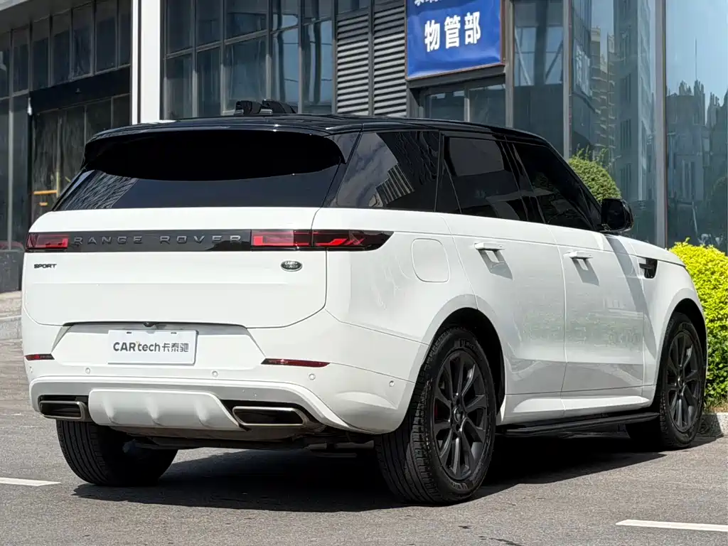 Land Rover Range Rover Sport 2024 400PS Dynamic SE