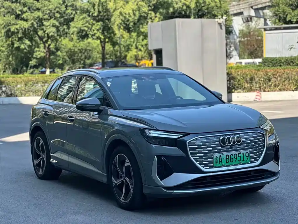 Audi Q4 e-tron — миниатюра 3