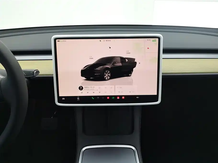 Tesla Model Y — фотографии объявления, Фото 13