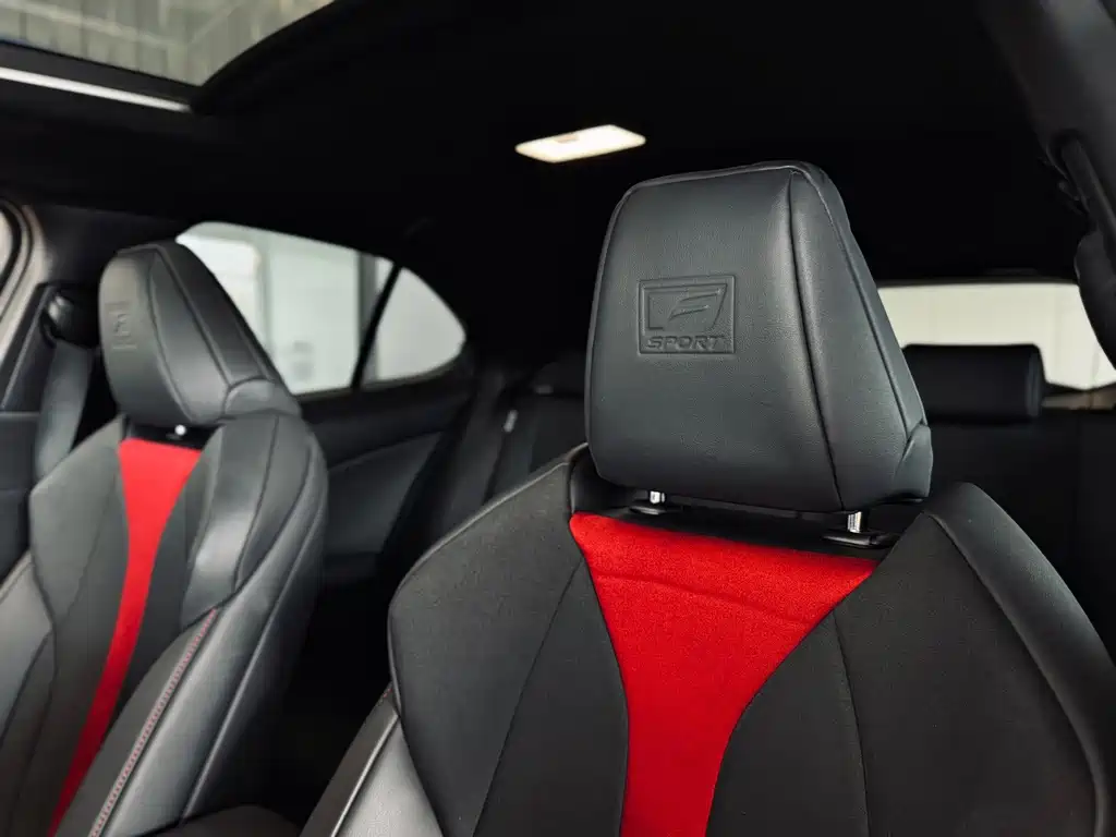 Lexus UX — миниатюра 15