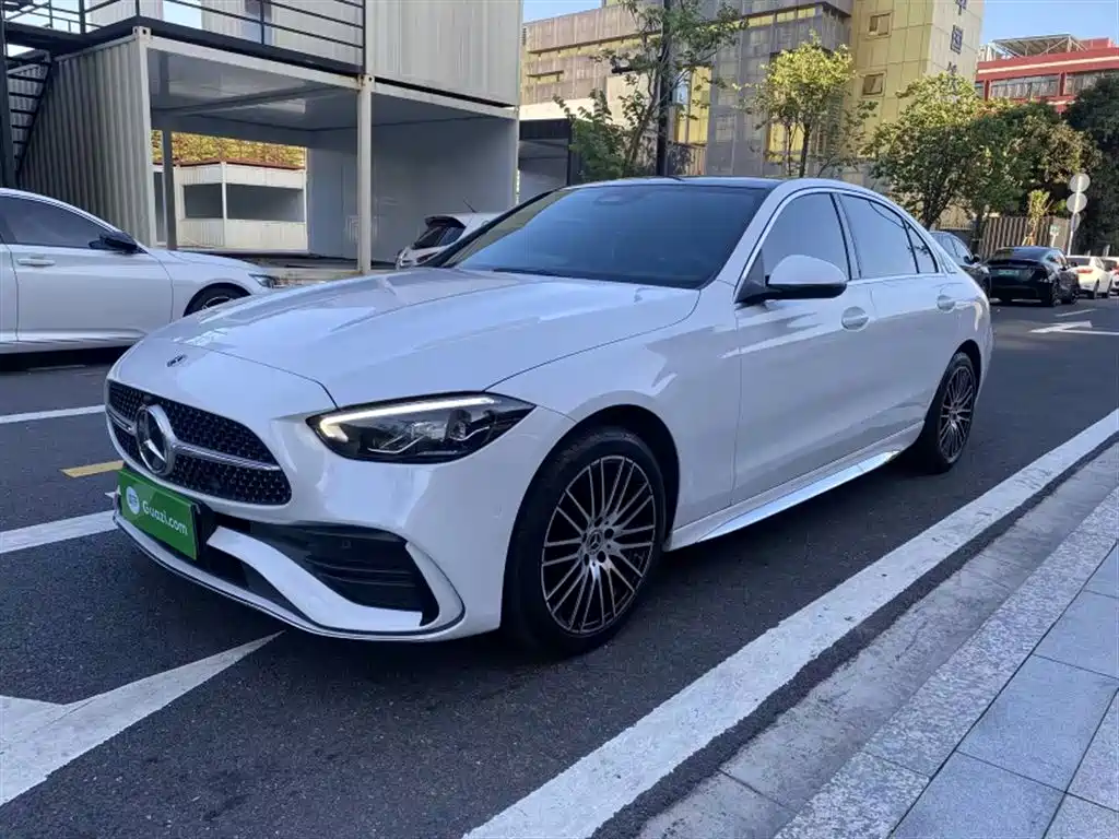 Mercedes-Benz C-Class 2022