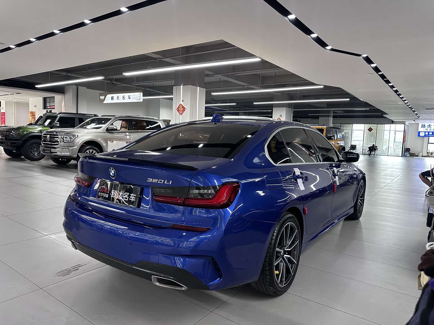 BMW 3 Series 2.0 л 2021 г. Голубой, пробег 47000 км