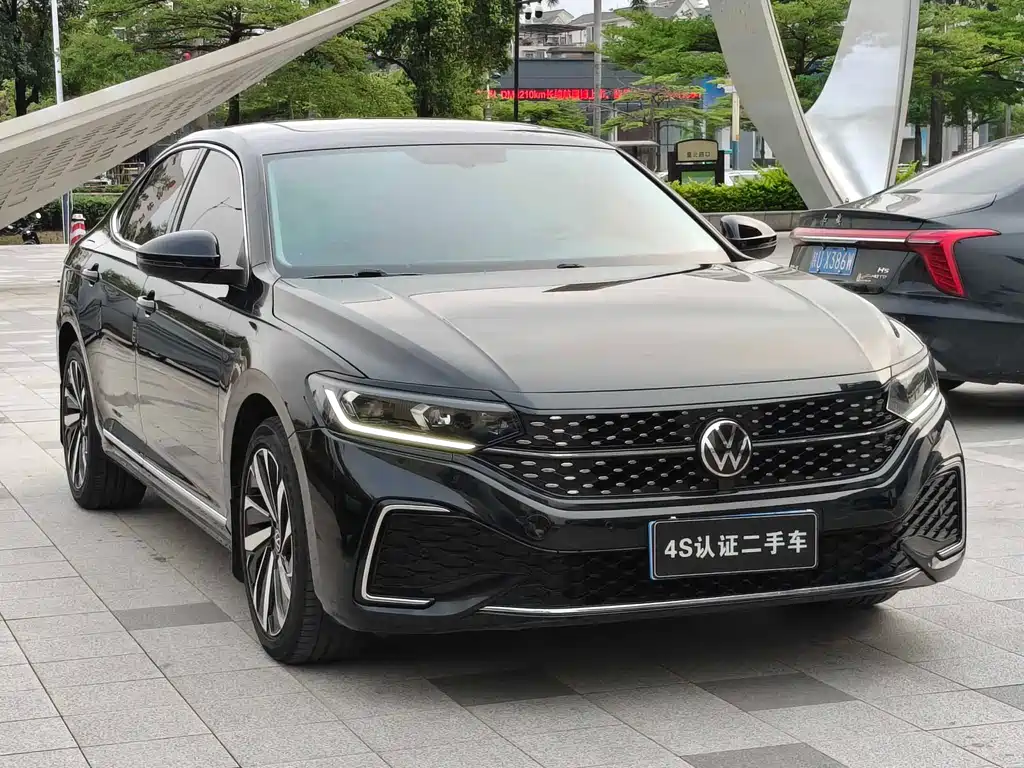 Volkswagen Passat 2022 330TSI Elite
