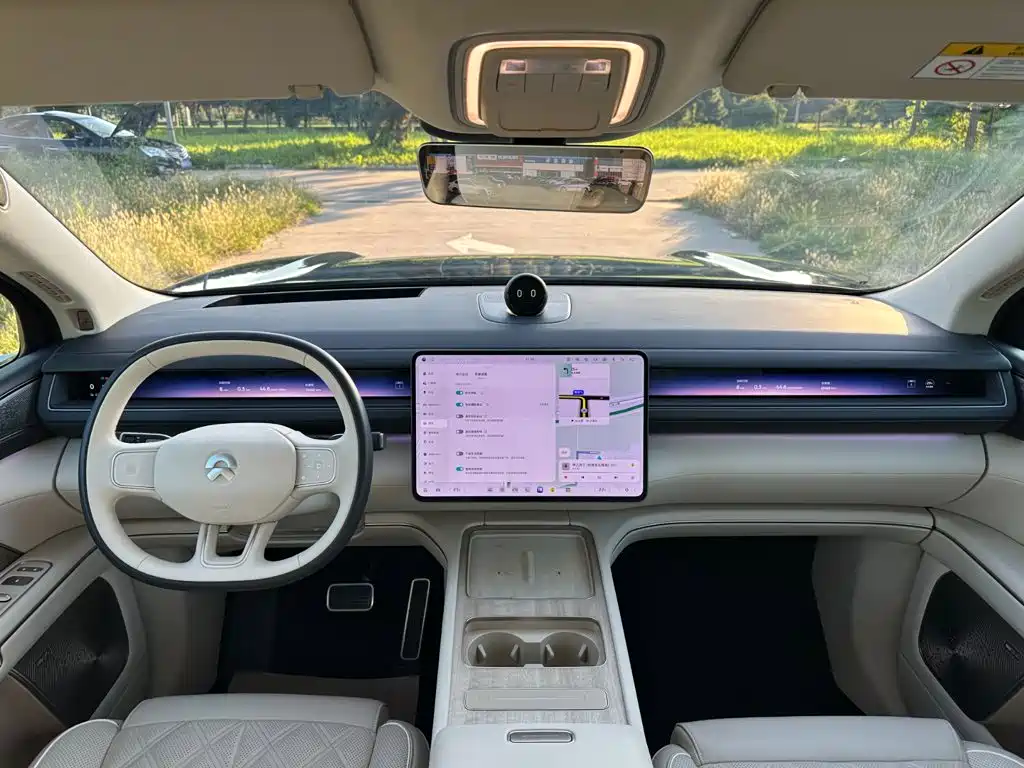 NIO ES8 — миниатюра 11