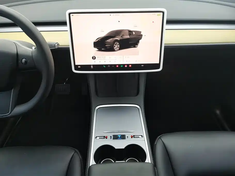 Tesla Model Y — фотографии объявления, Фото 16