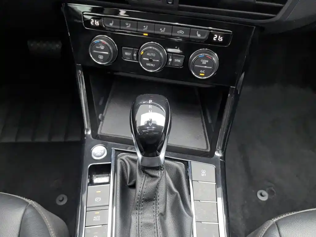 Volkswagen Passat — миниатюра 13