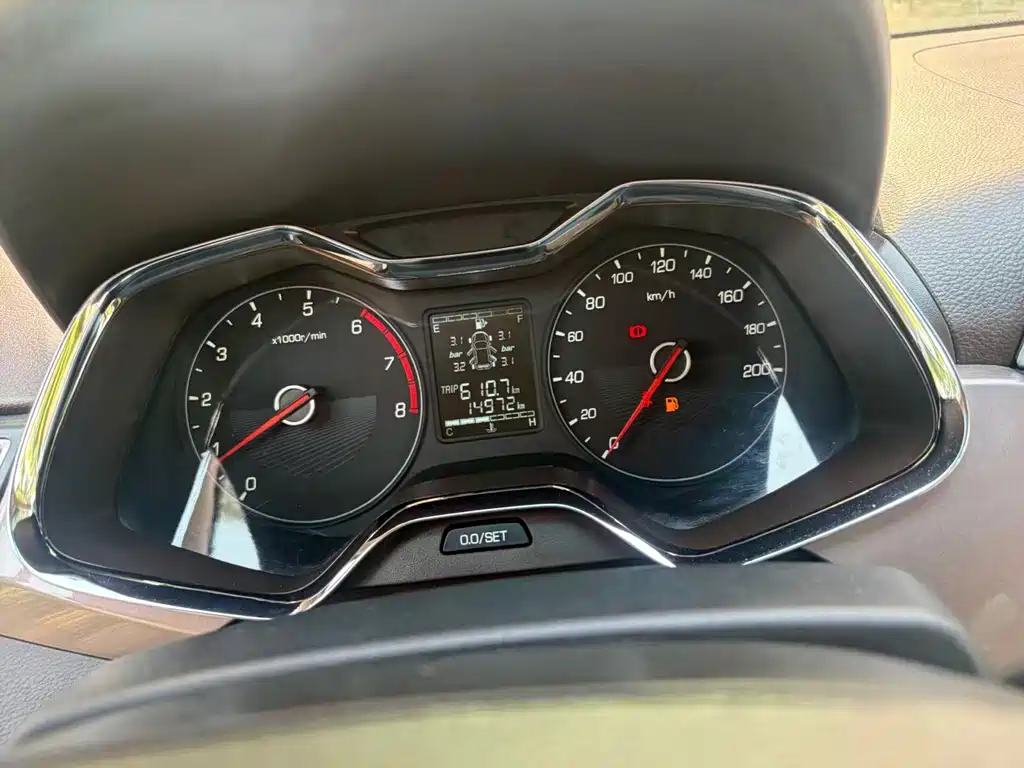 Baojun 310W — миниатюра 16