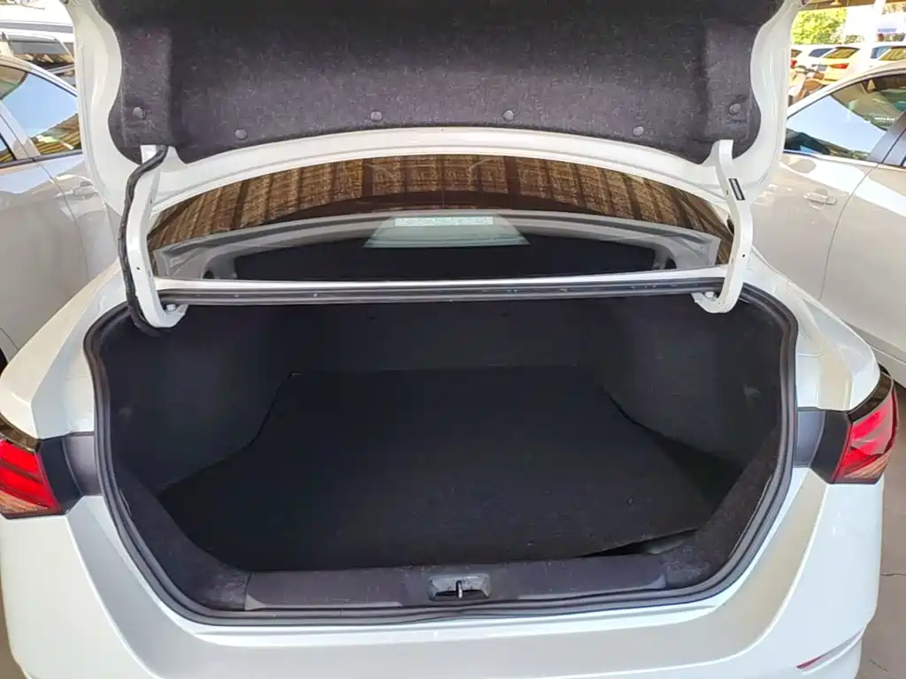 Nissan Sylphy — миниатюра 19