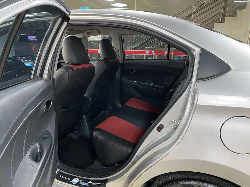 Toyota Vios — миниатюра 6