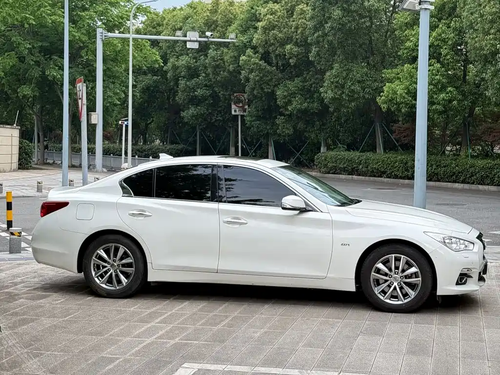 Infiniti Q50 — миниатюра 4