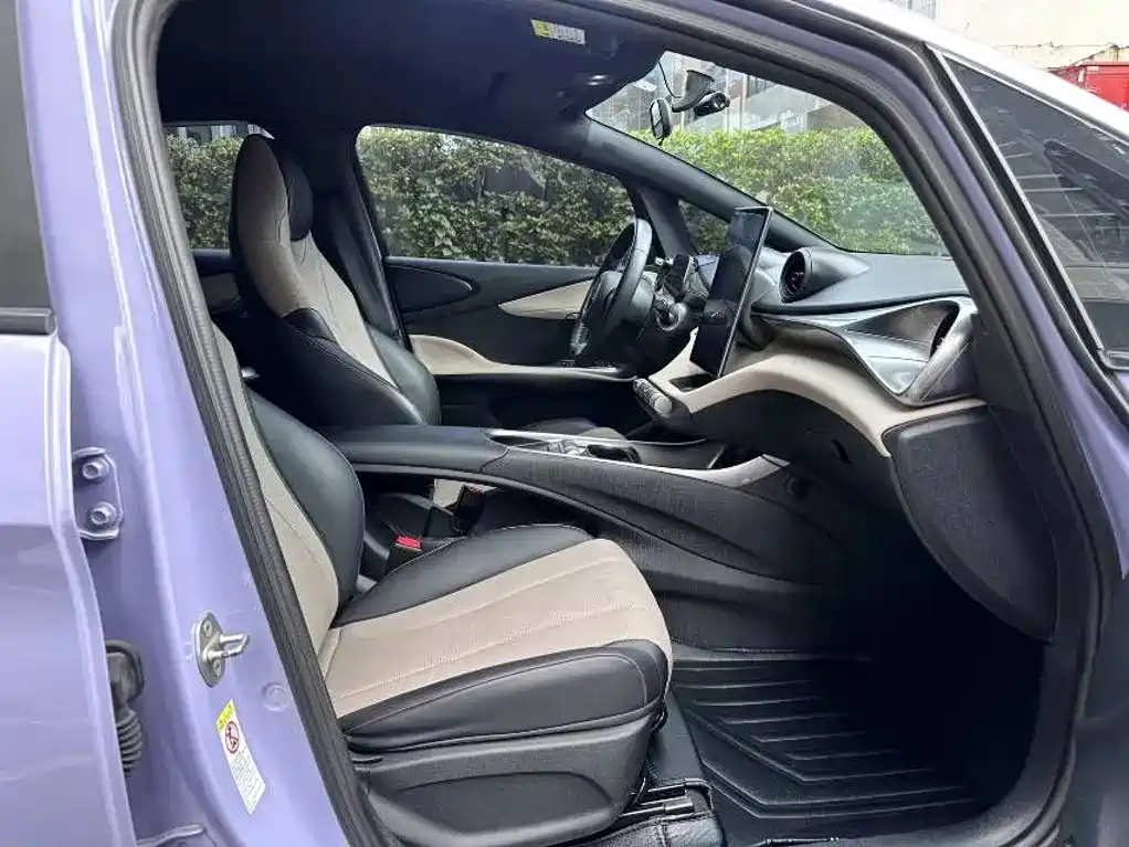 BYD Dolphin - фото 9