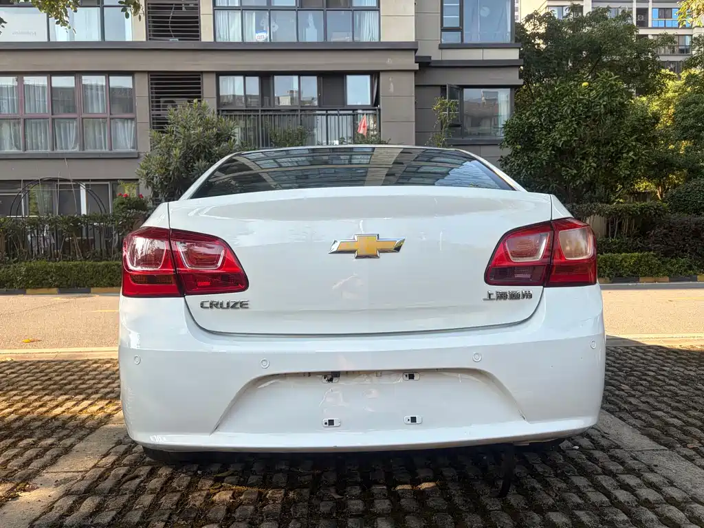 Chevrolet Cruze — миниатюра 6