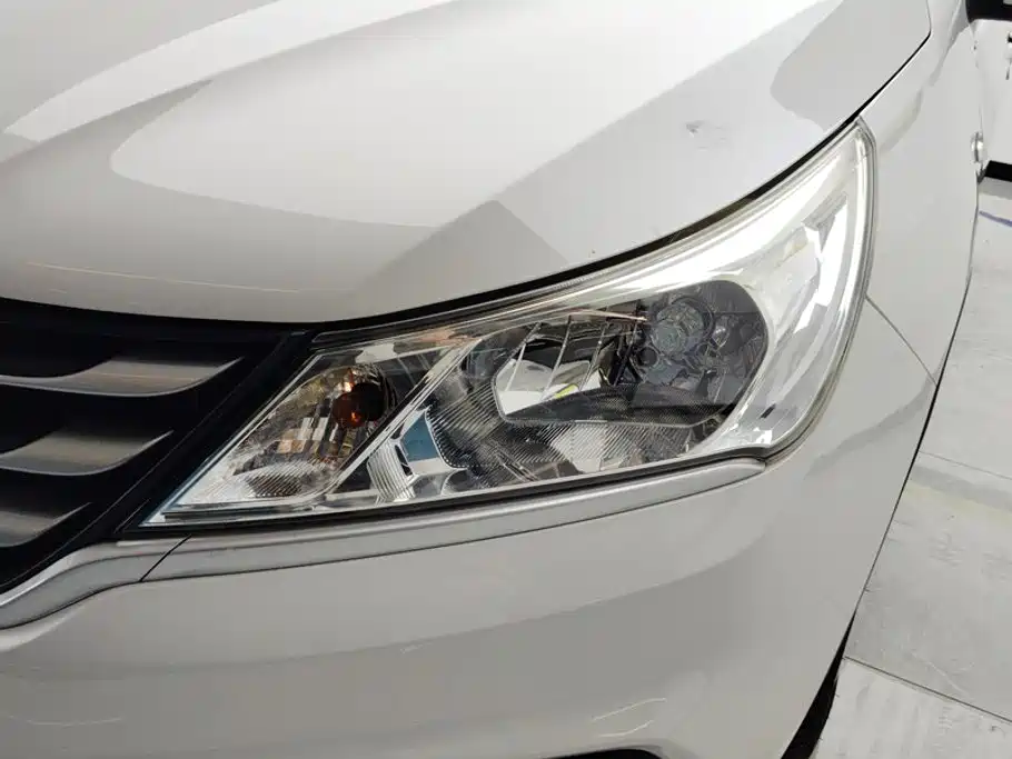 Baojun 310 — миниатюра 5