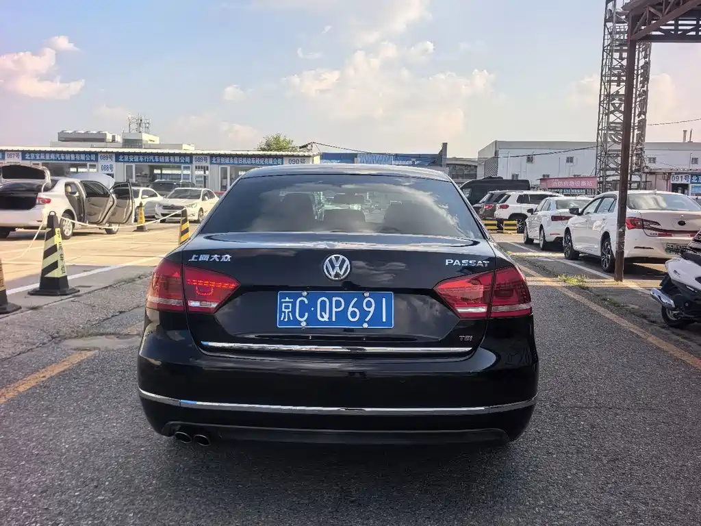 Volkswagen Passat — миниатюра 6