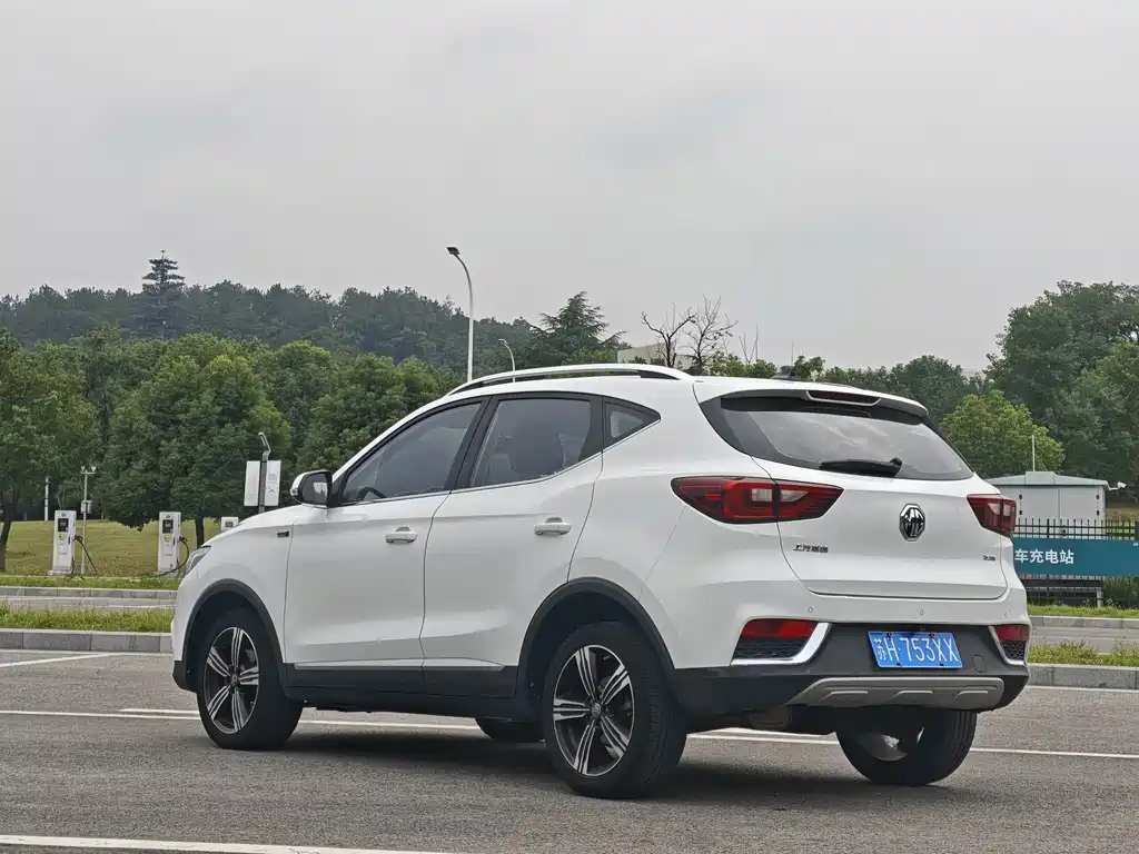 MG ZS — миниатюра 6