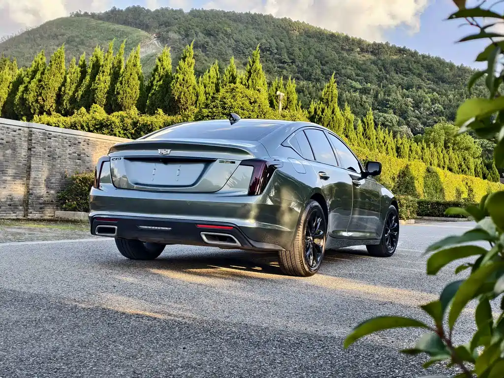 Cadillac CT5 — миниатюра 4