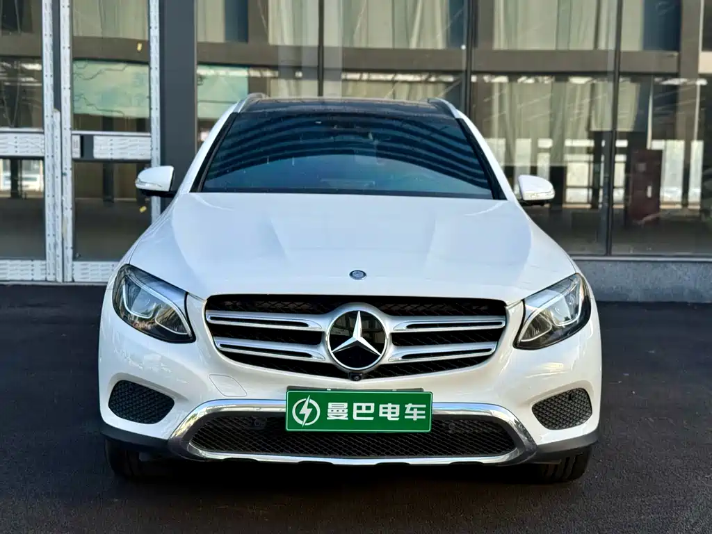 Mercedes-Benz GLC 2016 GLC 260 4MATIC Luxury