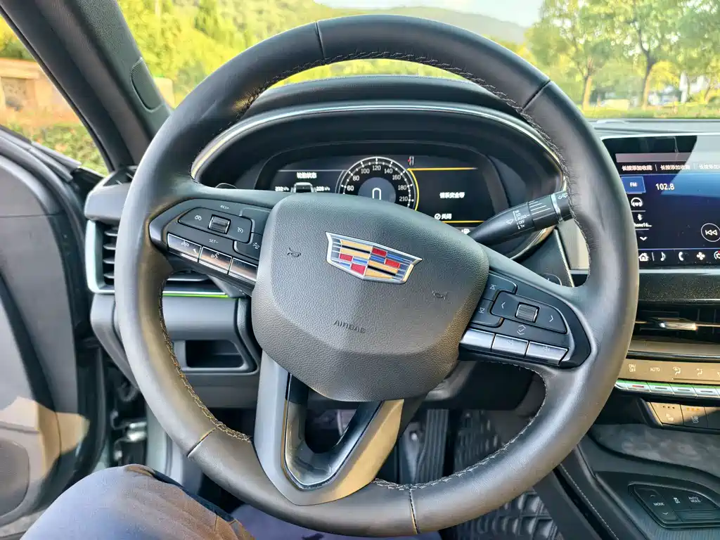 Cadillac CT5 — миниатюра 17