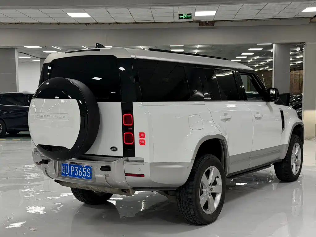 Land Rover Land Rover Defender 2023 130 3.0T P400 HSE