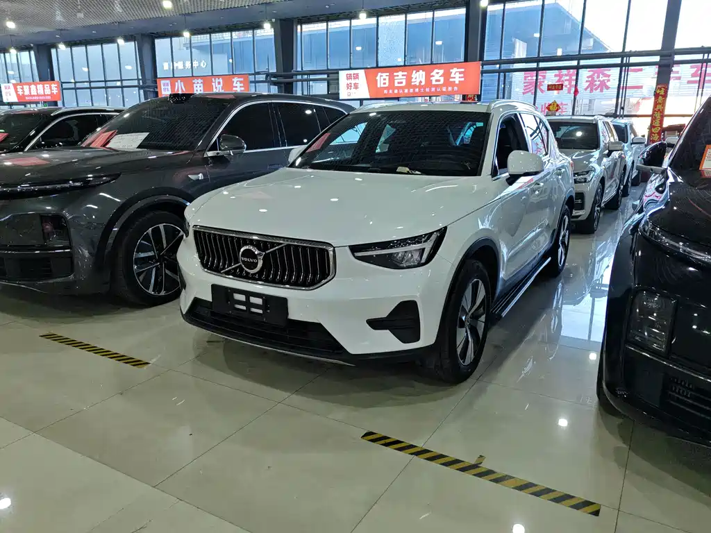 Volvo XC40 2022