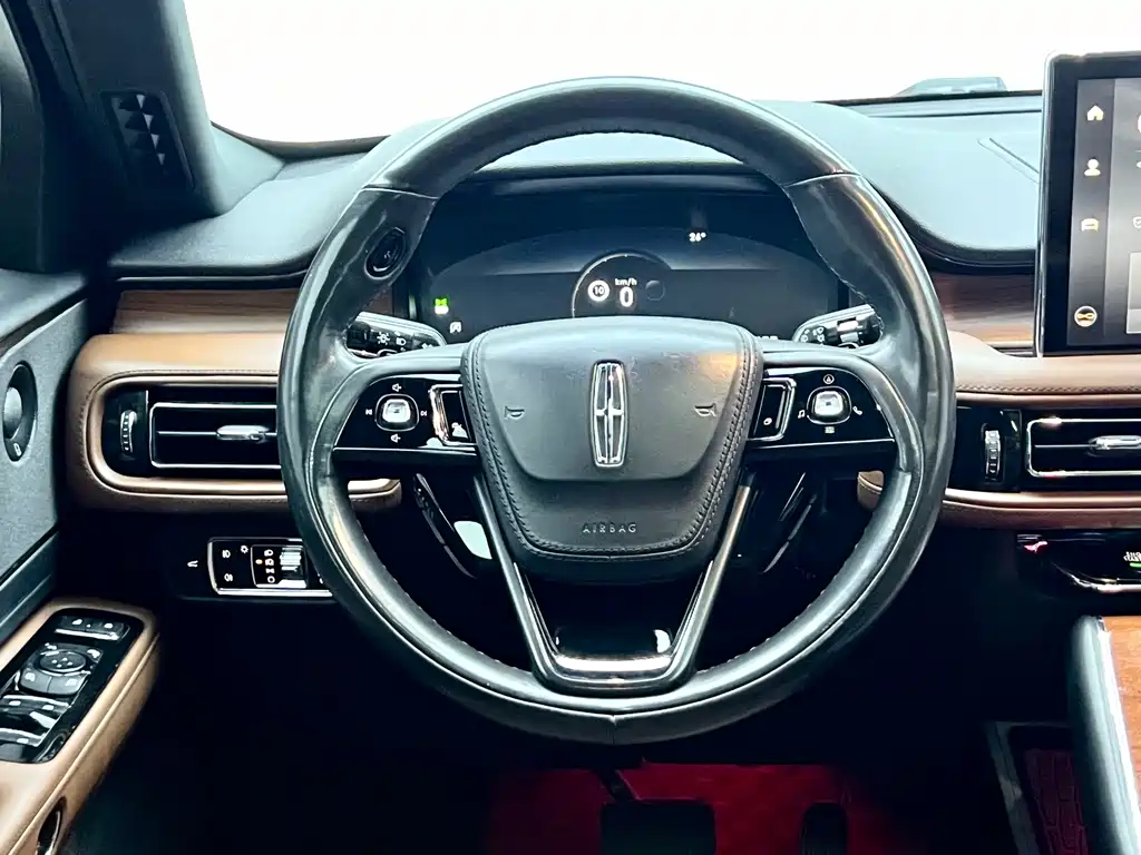 Lincoln Aviator — миниатюра 16