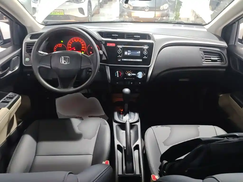 Honda City — миниатюра 10