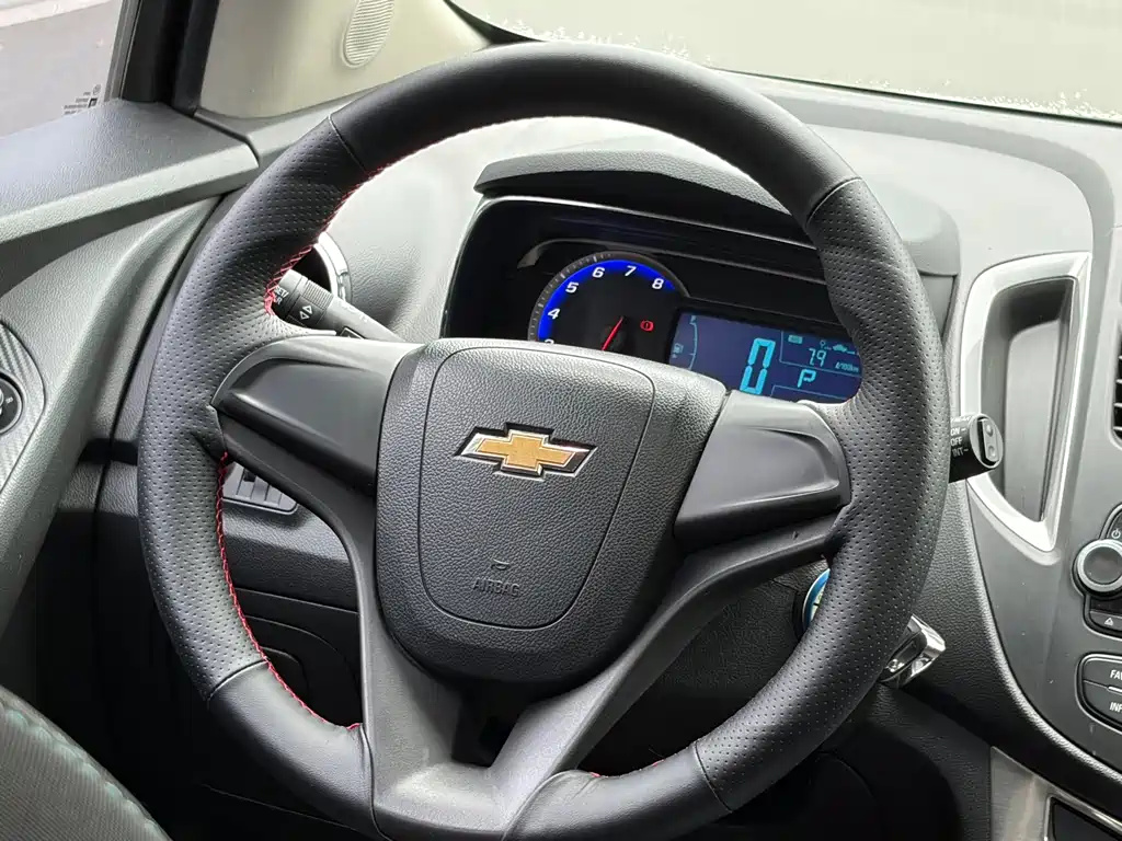 Chevrolet Trax — миниатюра 10