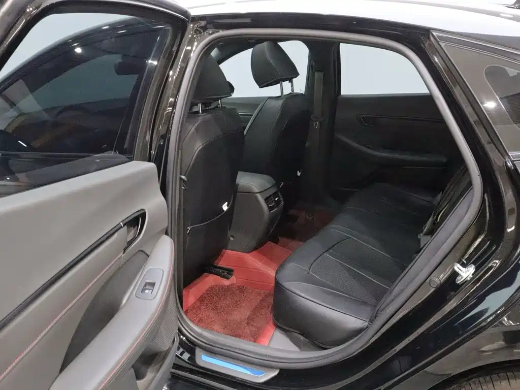 Hyundai Sonata — миниатюра 12