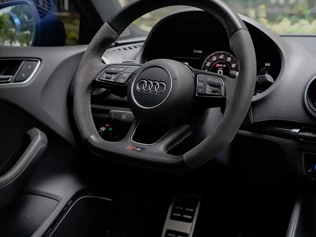 Audi RS 3 — миниатюра 4
