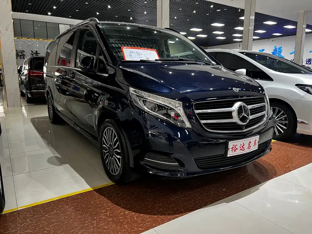 Mercedes-Benz V-Class — миниатюра 3