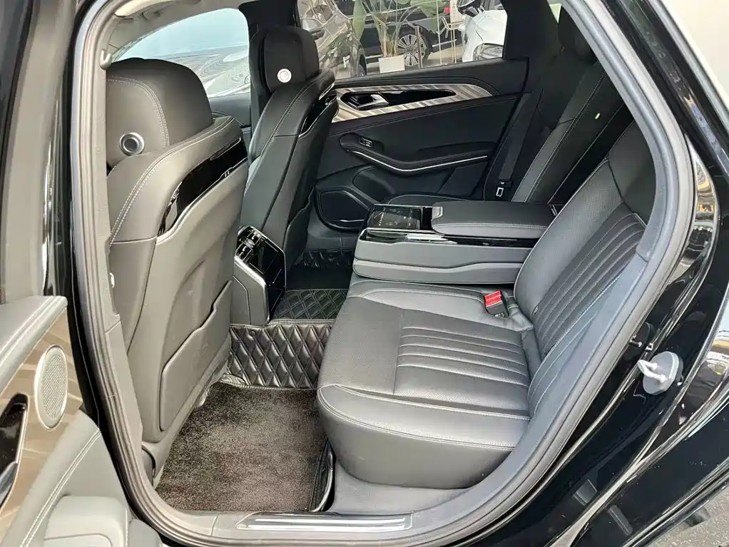 Hongqi Hongqi H9 — миниатюра 6