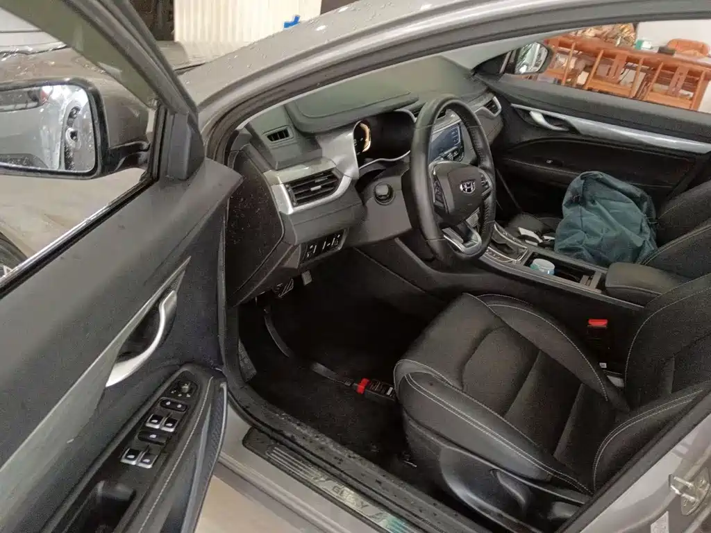 Geely Emgrand — миниатюра 4