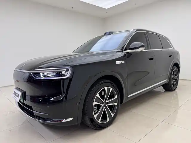 AITO ASK THE WORLD M7 2025