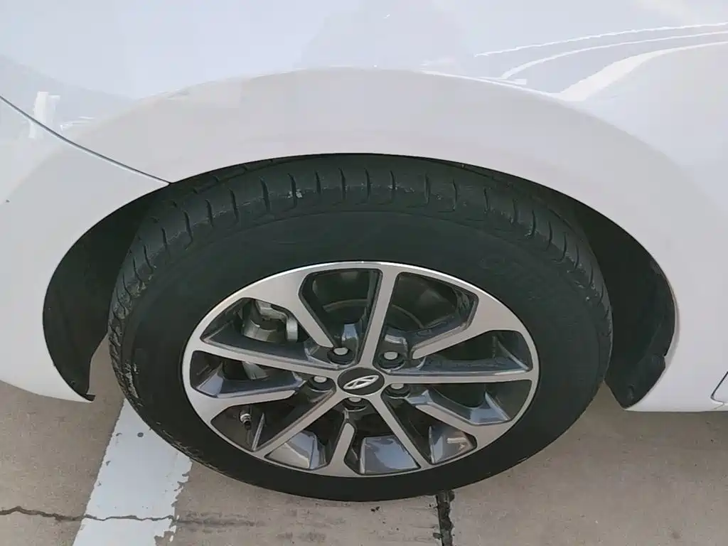 Chery Arrizo 5 — миниатюра 23