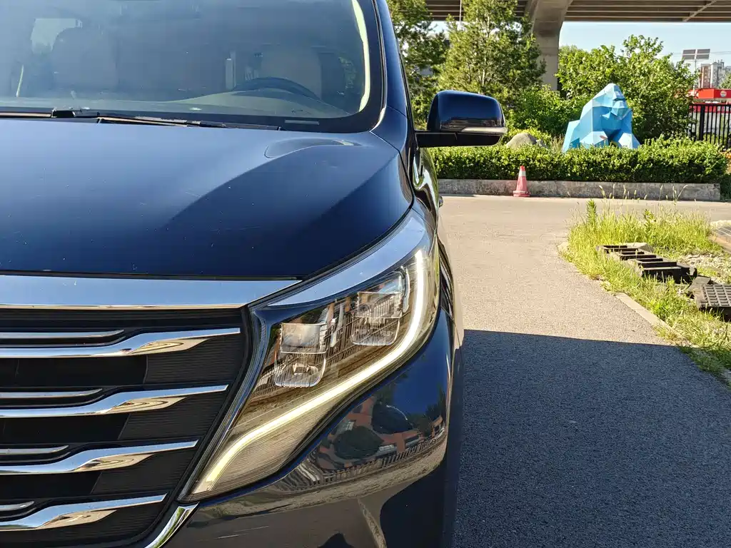 GAC M8 2018 320T Luxury