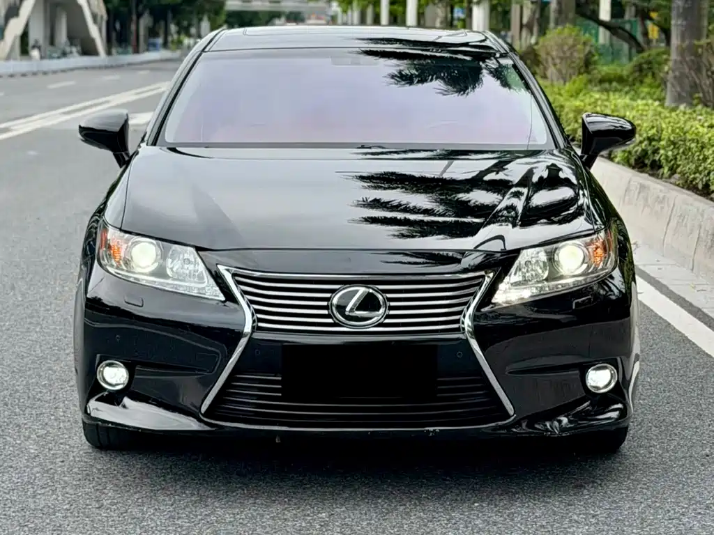Lexus ES — миниатюра 3