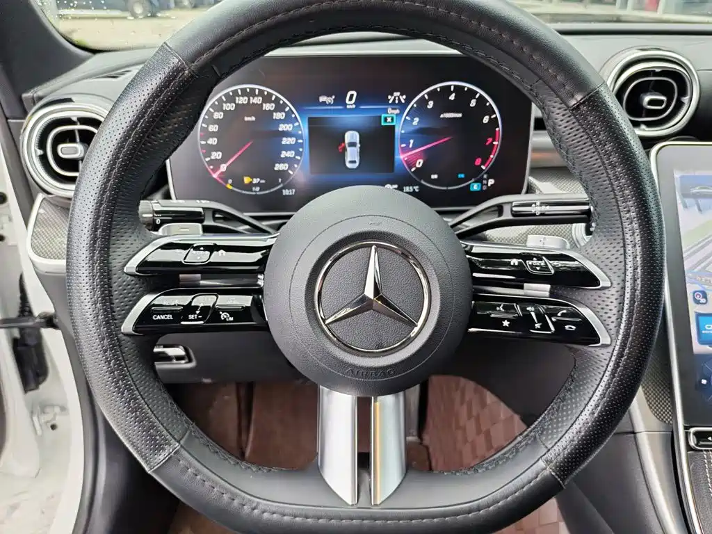 Mercedes-Benz C-Class — миниатюра 10