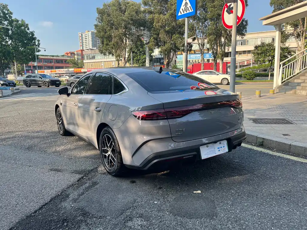 BYD Qin L L 2026 DM-i 210KM