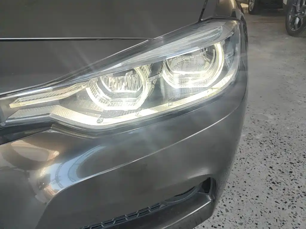 BMW 3 Series — миниатюра 24