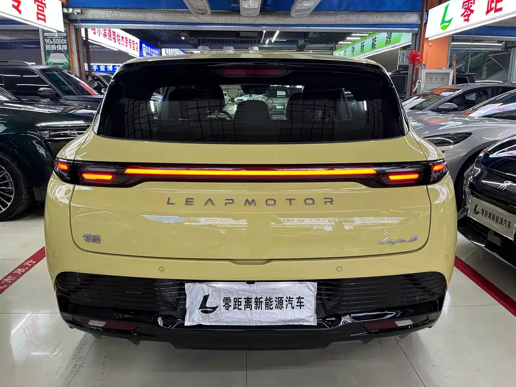 Leapmotor Leapmotor Lafa5 — миниатюра 5