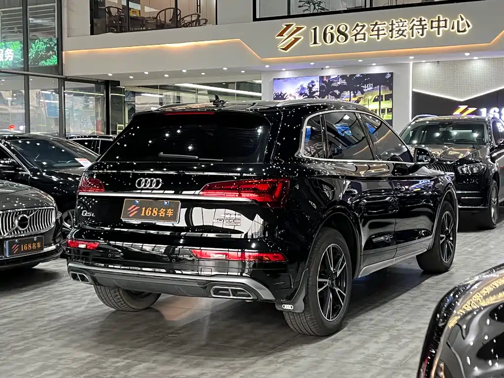 Audi Q5L 2024 40 TFSI Fashion