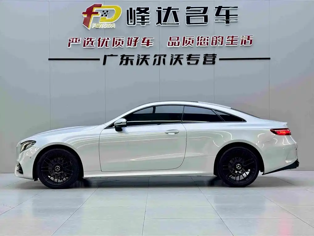 Mercedes-Benz E-Class (Import) — миниатюра 4