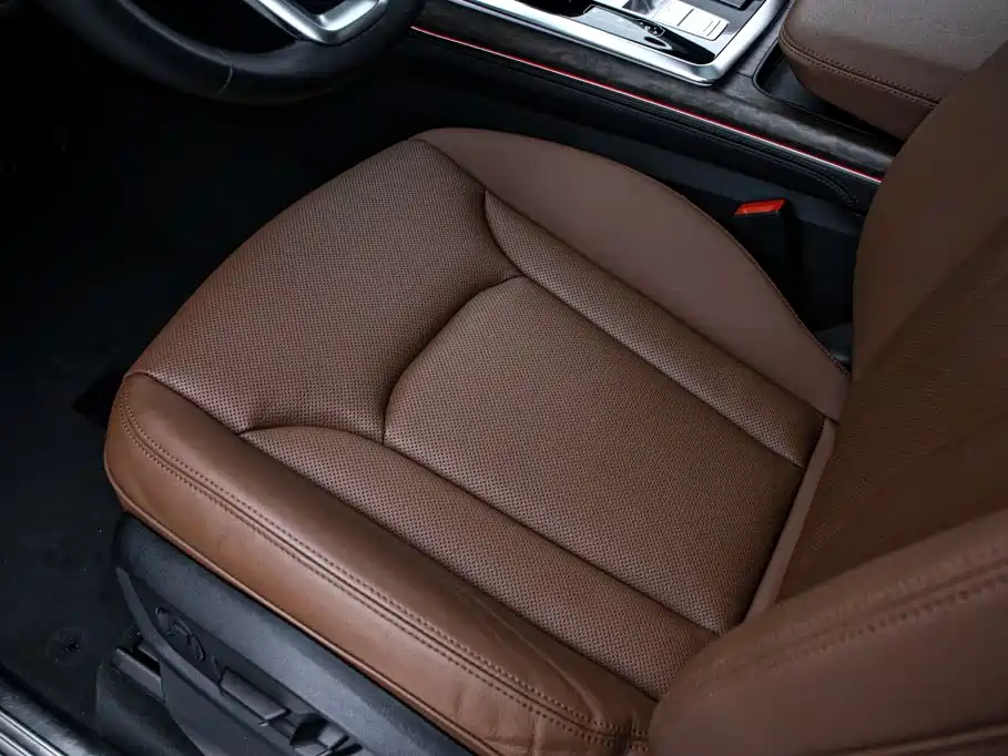 Audi Q7 — миниатюра 14